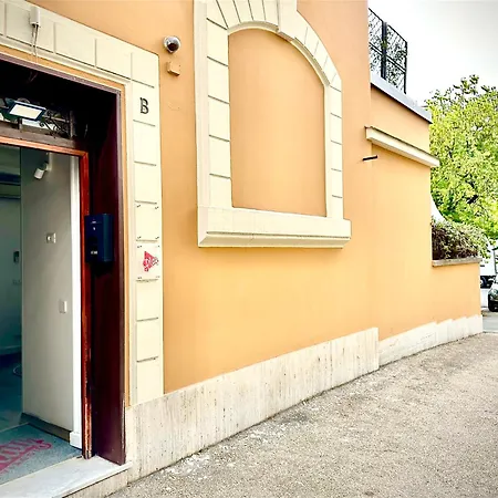 Ferienhaus Casa Happya - Metro A - Rom